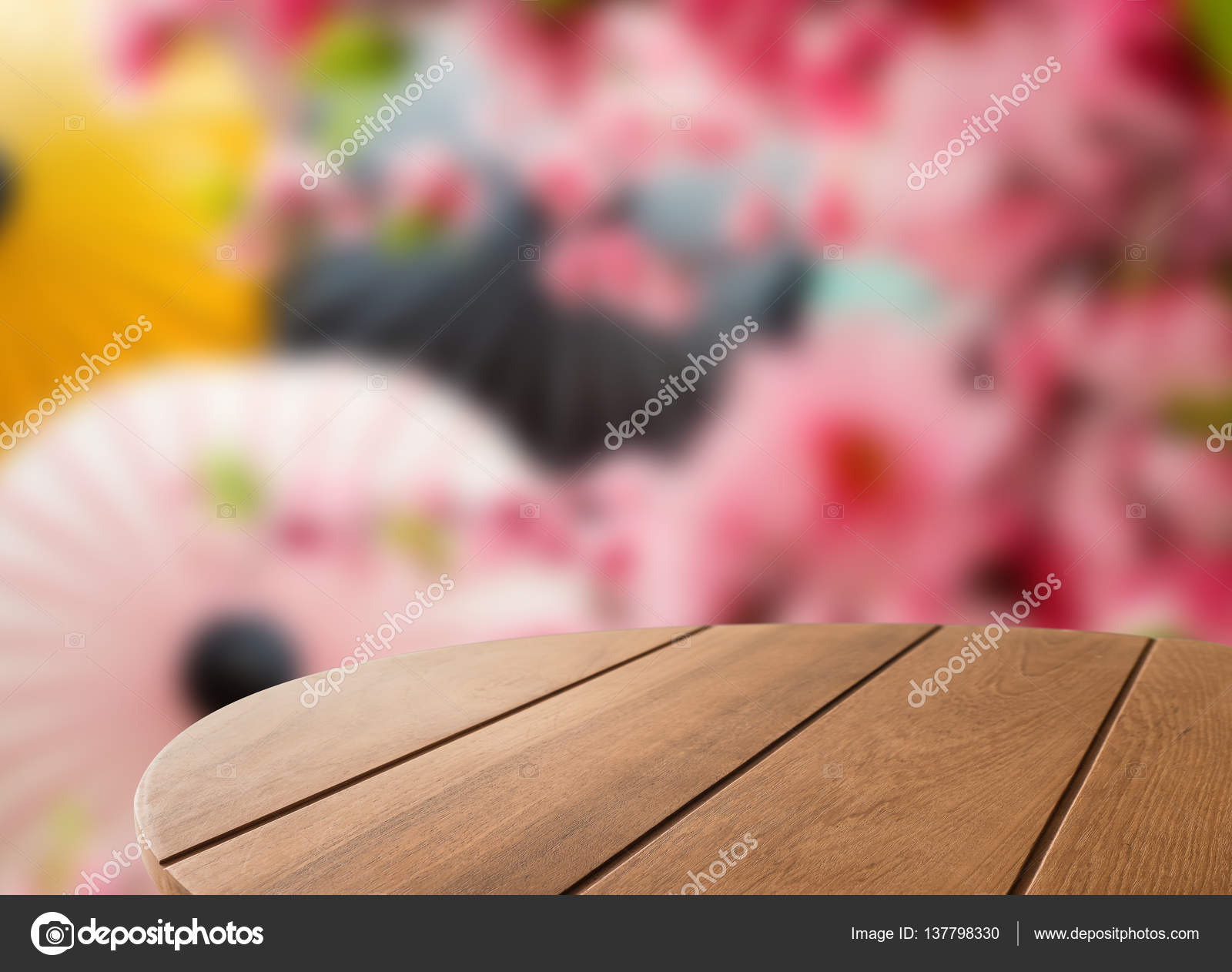 Wooden coffee table Stock Photo by ©phonlamai 137798330