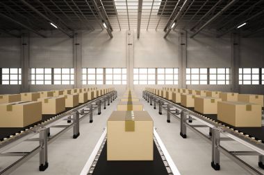 karton kutular taşıma bantları üzerinde