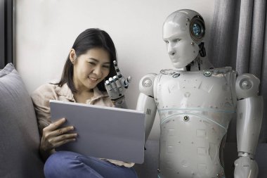 kadın robot Danışmanı ile