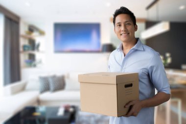 bir dakika dostum parsel kutusu