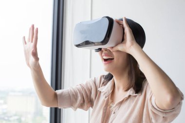 VR kulaklık keyfini çıkarın