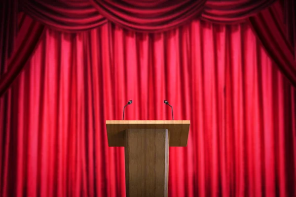 Podium mit Mikrofon — Stockfoto