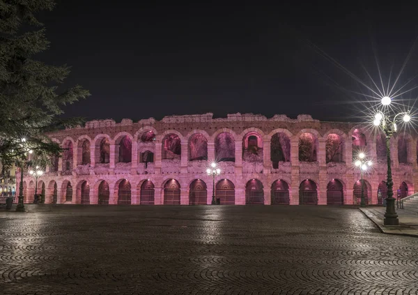 Verona amfiteatru w nocy — Zdjęcie stockowe