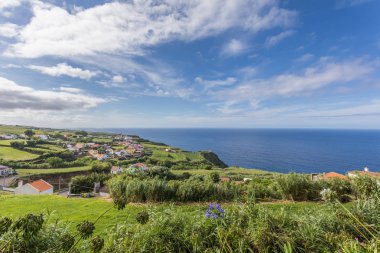 Sao Miguel Island, Azores Portekiz tarım alanları ile manzara