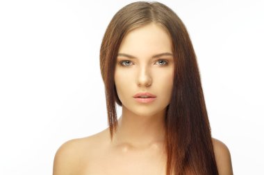 Güzel genç kadın yüzü. Stüdyo vurdu.