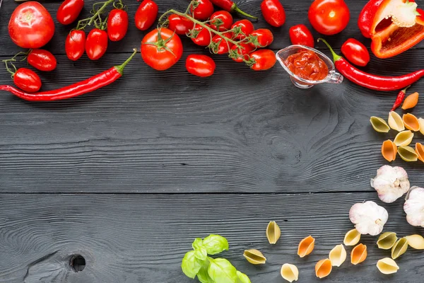 Ripe tomato Healthy food background and Copy space — Stock Photo, Image