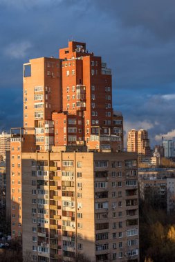 Yeni Konut Binaları