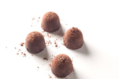 Ev yapımı taze enerji domalan çikolata ile