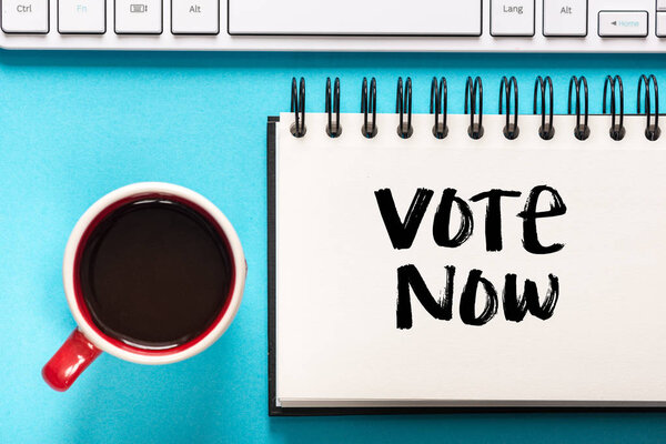 Голосуйте теперь надпись в блокноте
