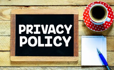 Kara tahta üzerinde çizilmiş yazıt