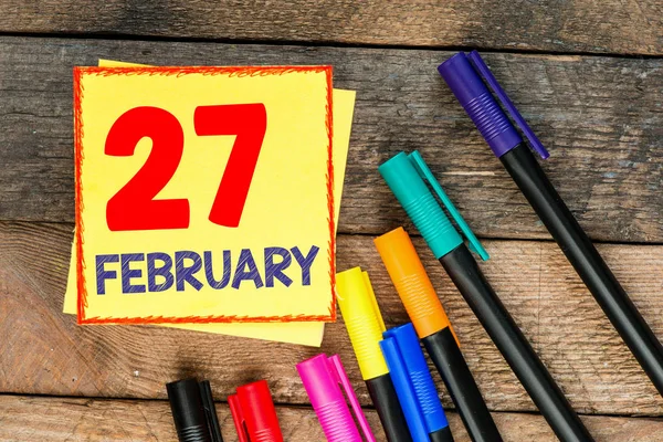 Kalender met februari maand — Stockfoto