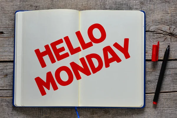 Notebook s hello pondělí — Stock fotografie