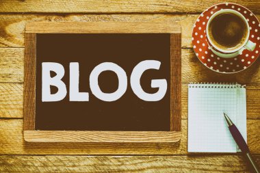 Tebeşir ile yazı tahtası üzerinde blog