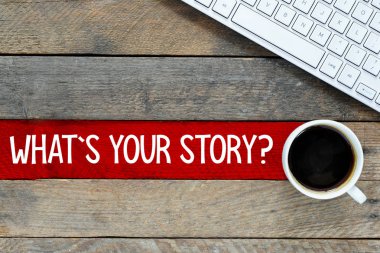 klavye ve kahve yazıt ile