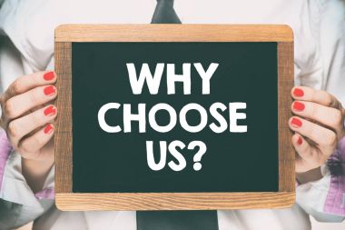 erkek holding ahşap tahta eller