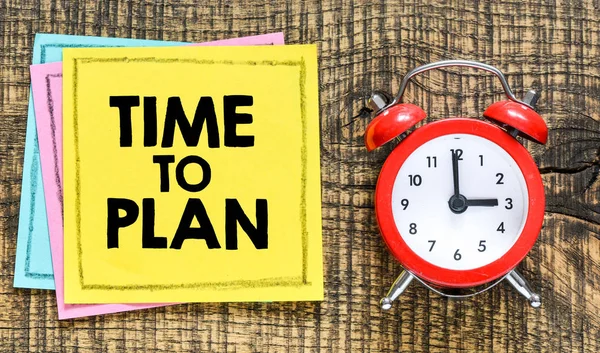 sarı etiket ve çalar saat planlamak için zaman 