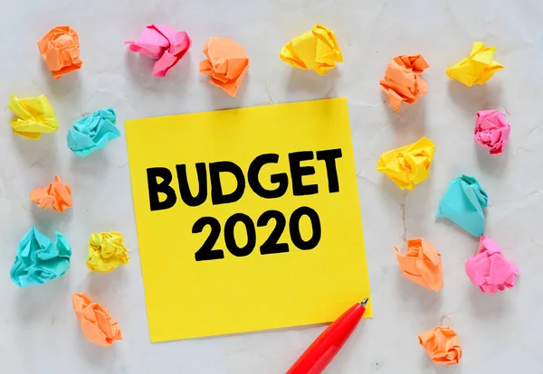 Presupuesto 2020 Texto Tarjeta Amarilla Vista Superior Concepto Empresarial —  Fotos de Stock