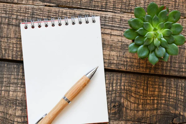 Empty White Notebook Pen Wooden Table Top View High Resolution — Stock Photo, Image