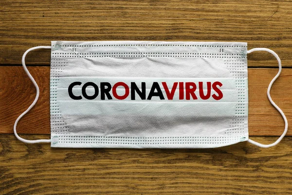 Koruyucu maske ve koronavirüs metni. Yeni Coronavirus-2019-ncov. Çin Coronavirüs salgını.