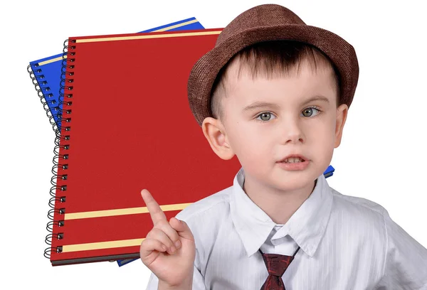 Junge Mit Hut Zeigt Auf Notizbücher — Stockfoto