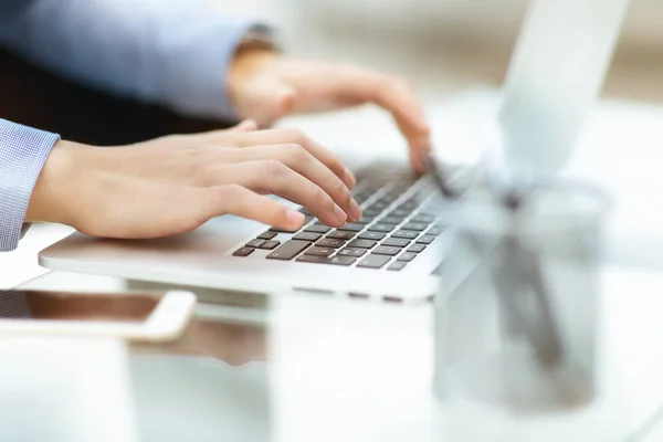 Close up hands multitasking man using laptop — Stock Photo, Image