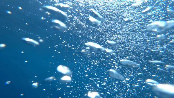 Many Air Bubbles Rise Bottom Sea — Stock Photo, Image