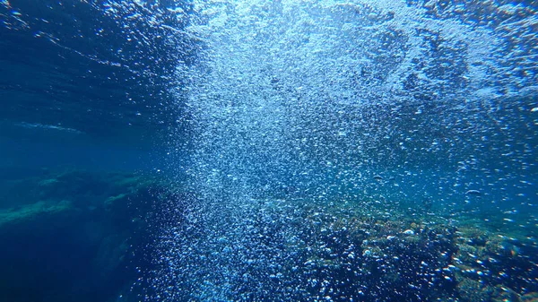 Many Air Bubbles Rise Bottom Sea — Stock Photo, Image