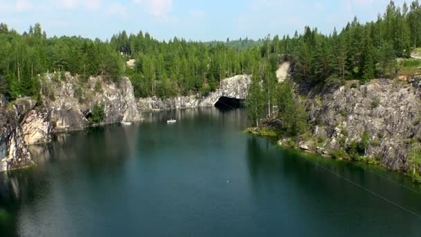 Landscape Marble Canyon. Ruskeala. Karelia. . — Vídeo de stock