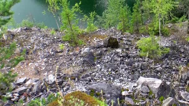 Landskap marmor Canyon. Ruskeala. Karelen. — Stockvideo