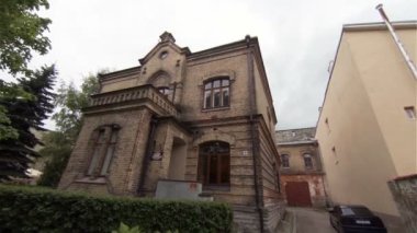 Eski Tallinn. Mimari, eski evler, sokaklar ve mahalleler. Estonya.