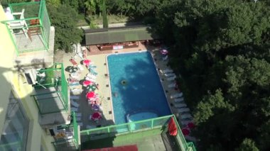 Bulgaristan Otelin havuzunda.