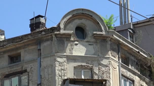 Varna. Bulgária. Edifícios, ruas, distritos . — Vídeo de Stock
