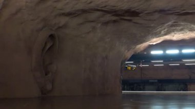 Sundbybergs centrum. Metro istasyonu. Sanat metro. Stockholm. İsveç.