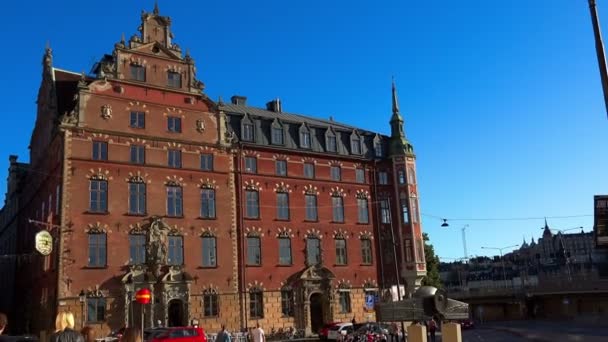 Stockholm. Staré město. Architektura, staré domy, ulice a čtvrti. — Stock video