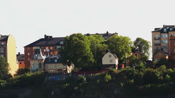 Stockholm. Staré město. Architektura, staré domy, ulice a čtvrti. — Stock video