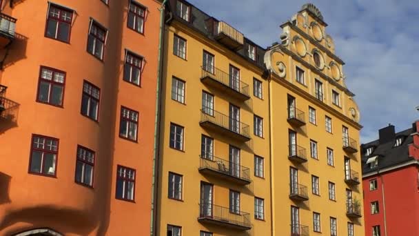 Estocolmo. El casco antiguo. Arquitectura, casas antiguas, calles y barrios. — Vídeo de stock