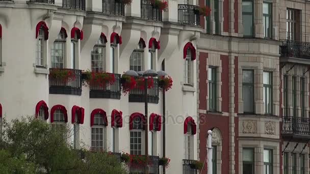 Estocolmo. El casco antiguo. Arquitectura, casas antiguas, calles y barrios. — Vídeo de stock