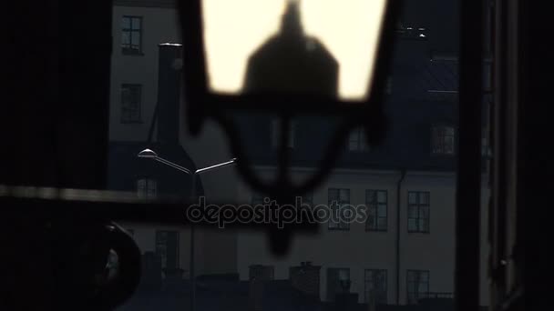 De oude straat lamp in Stockholm. Zweden. — Stockvideo