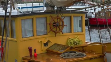 Dolgu ve iskelesi Stockholm Merkezi. İsveç.