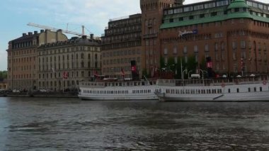 Dolgu ve iskelesi Stockholm Merkezi. İsveç.