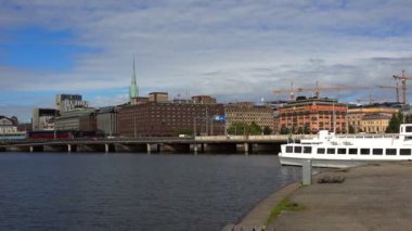 Dolgu ve iskelesi Stockholm Merkezi. İsveç.