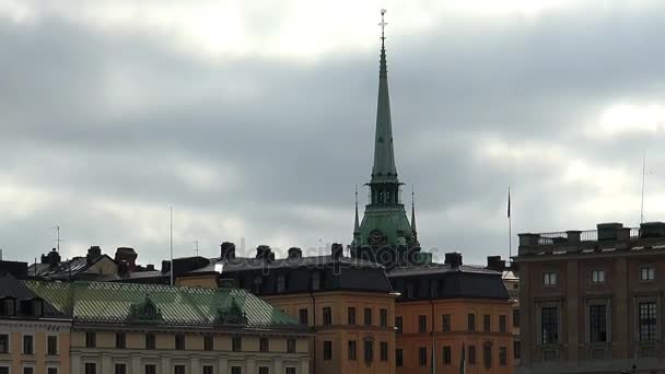 路堤和斯德哥尔摩中心码头。瑞典. — 图库视频影像