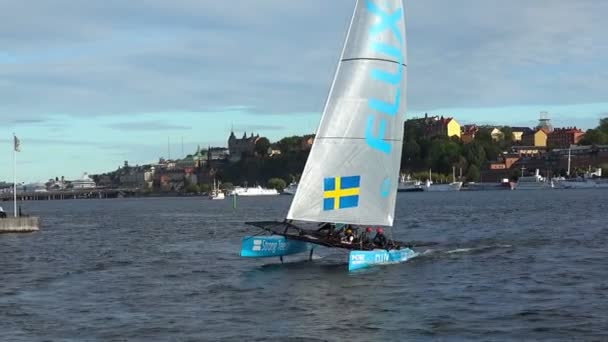 Tävling yachter och segelbåtar i Stockholm. Sverige. — Stockvideo