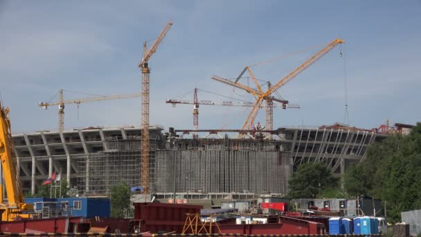 Byggandet av stadion i St. Petersburg. 4k. — Stockvideo