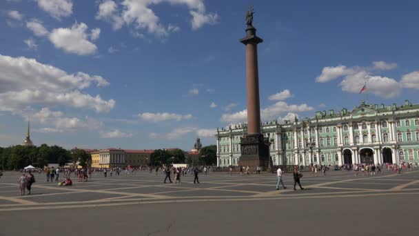 在圣彼得堡的冬宫广场。4 k. — 图库视频影像