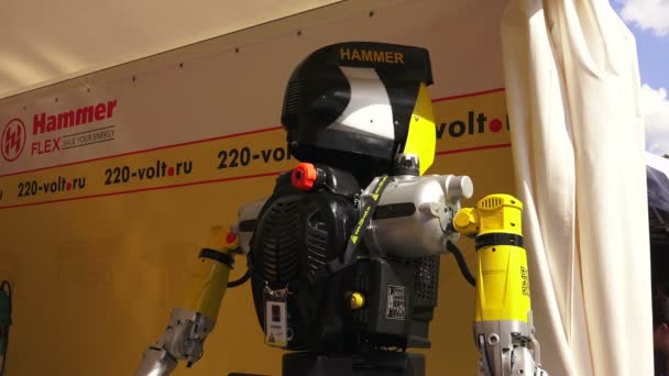 Humanoidní robot. 4k. — Stock video
