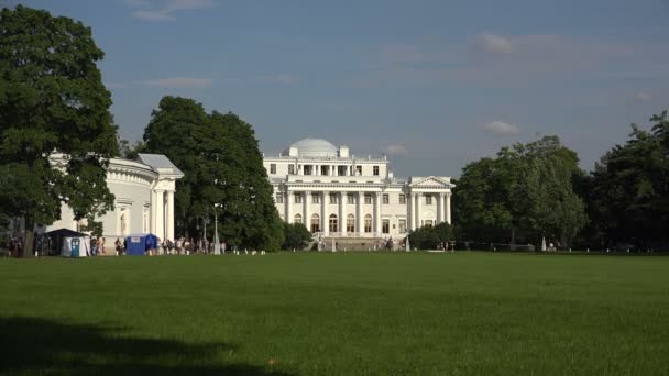 Elagin Palace in St. Petersburg. 4K. — Stock Video
