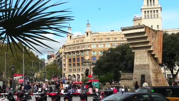 Barcelona. Španělsko. Architektura, starých domů, ulic a čtvrtí. — Stock video