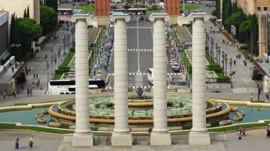 Barcelona. İspanya. Mimari, eski evleri, sokakları ve mahalleleri.