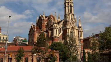 Barcelona'da kilise, tapınak. İspanya.